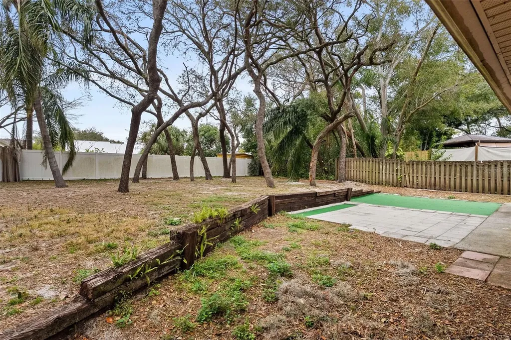 723 Pent Street Tarpon Springs FL 34689