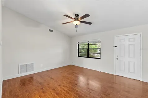 723 Pent Street Tarpon Springs FL 34689