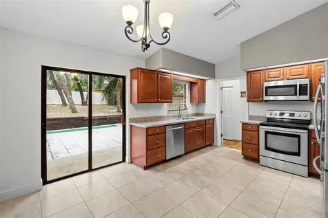 723 Pent Street Tarpon Springs FL 34689
