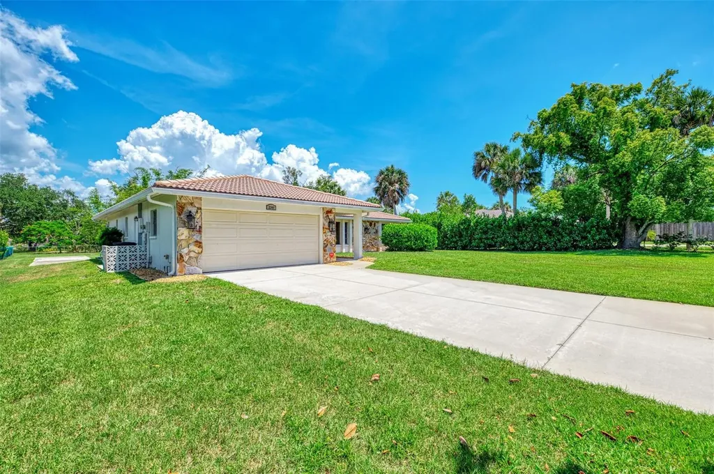 2340 Palmetto Street Nokomis FL 34275