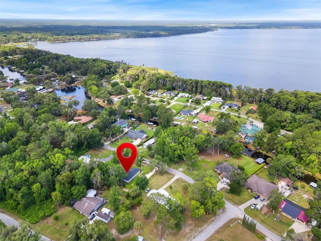 601 SE 4th Avenue Melrose FL 32666