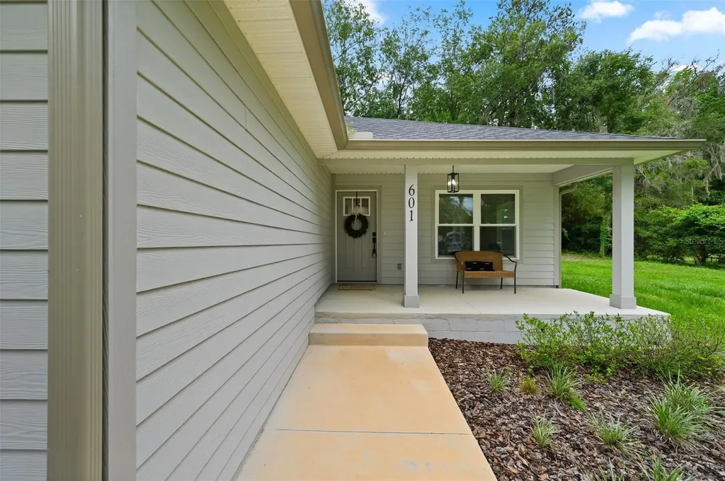 601 SE 4th Avenue Melrose FL 32666