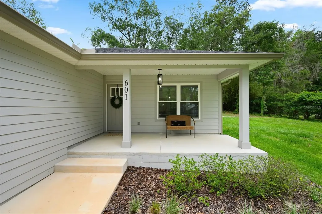 601 SE 4th Avenue Melrose FL 32666