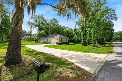 601 SE 4th Avenue Melrose FL 32666