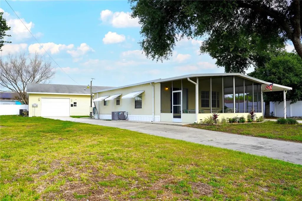 5747 E Lake Fox Drive Winter Haven FL 33884