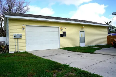 5747 E Lake Fox Drive Winter Haven FL 33884