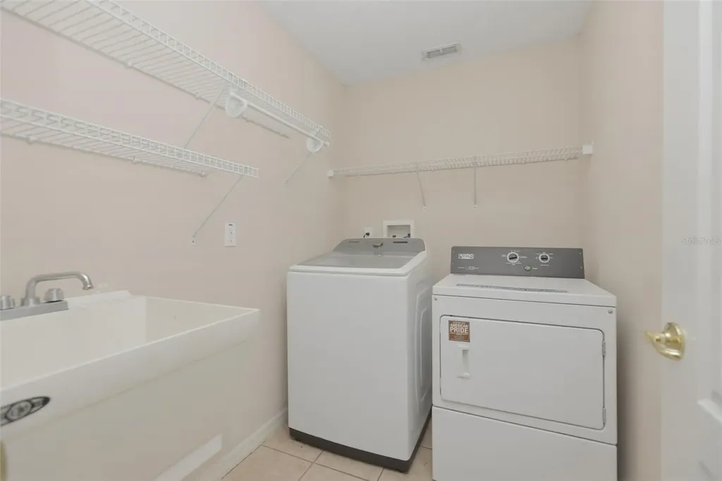 694 Shawsbury Way Deltona FL 32725