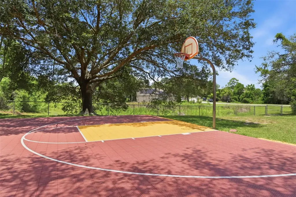 694 Shawsbury Way Deltona FL 32725