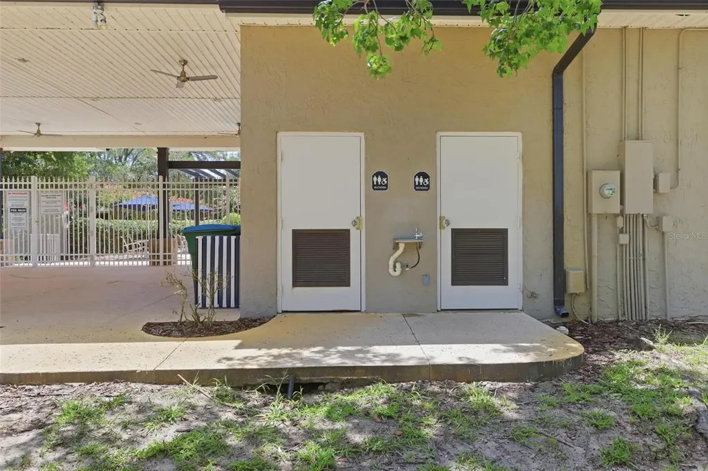 694 Shawsbury Way Deltona FL 32725