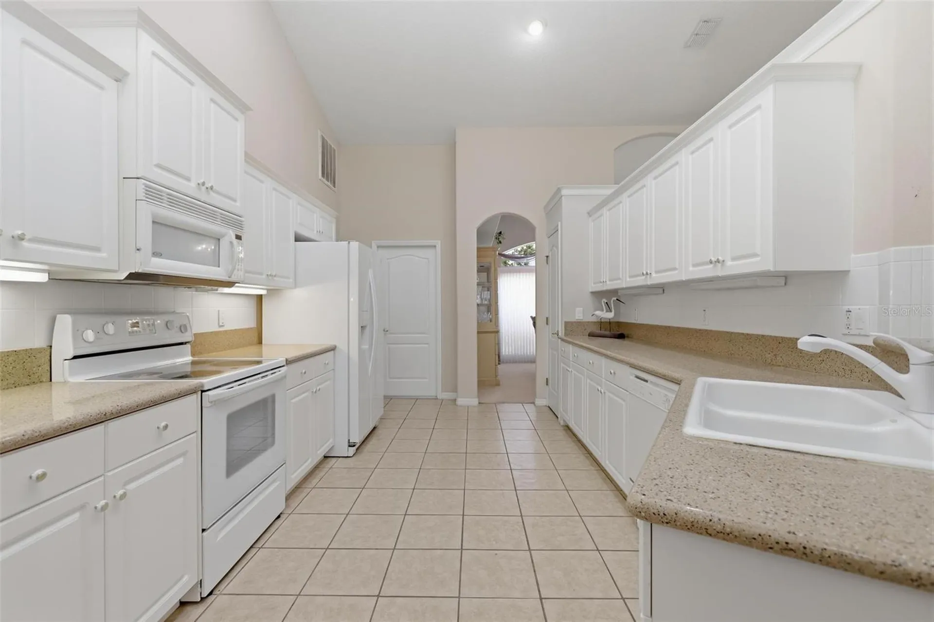 694 Shawsbury Way Deltona FL 32725