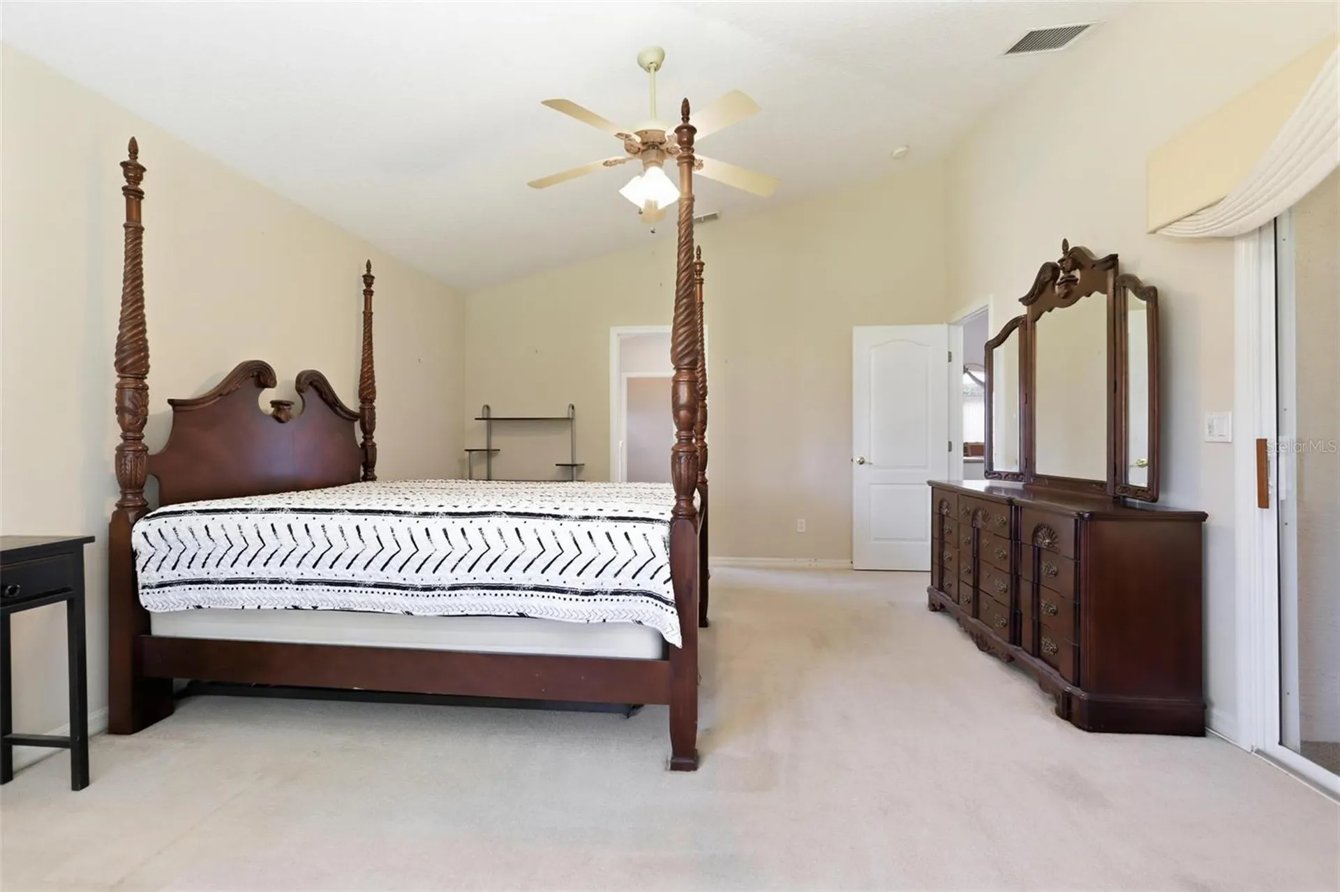 694 Shawsbury Way Deltona FL 32725