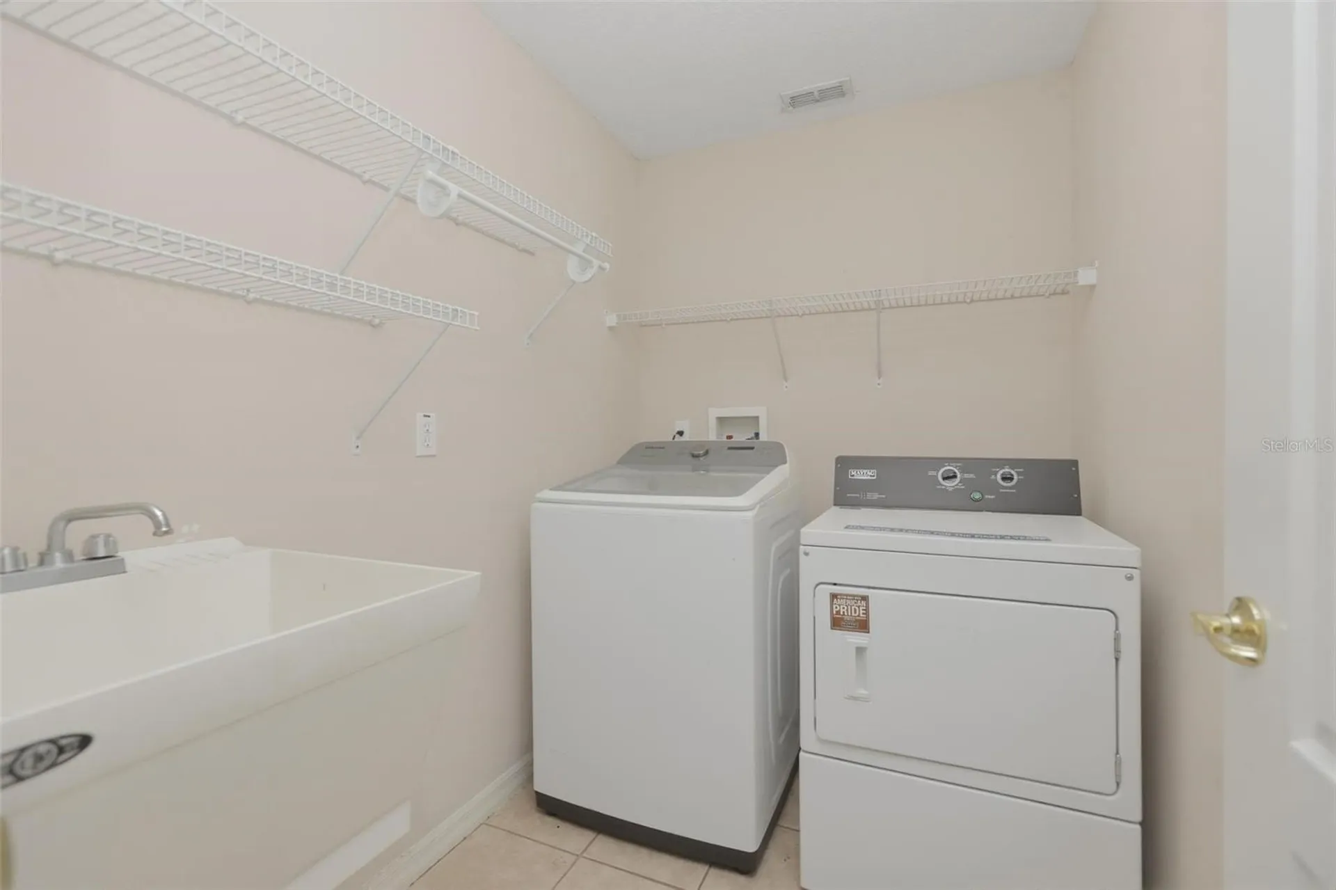 694 Shawsbury Way Deltona FL 32725