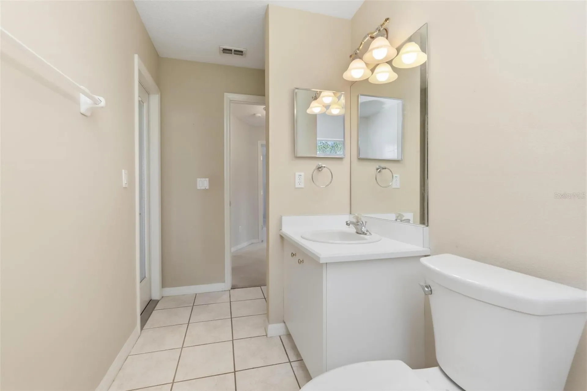 694 Shawsbury Way Deltona FL 32725