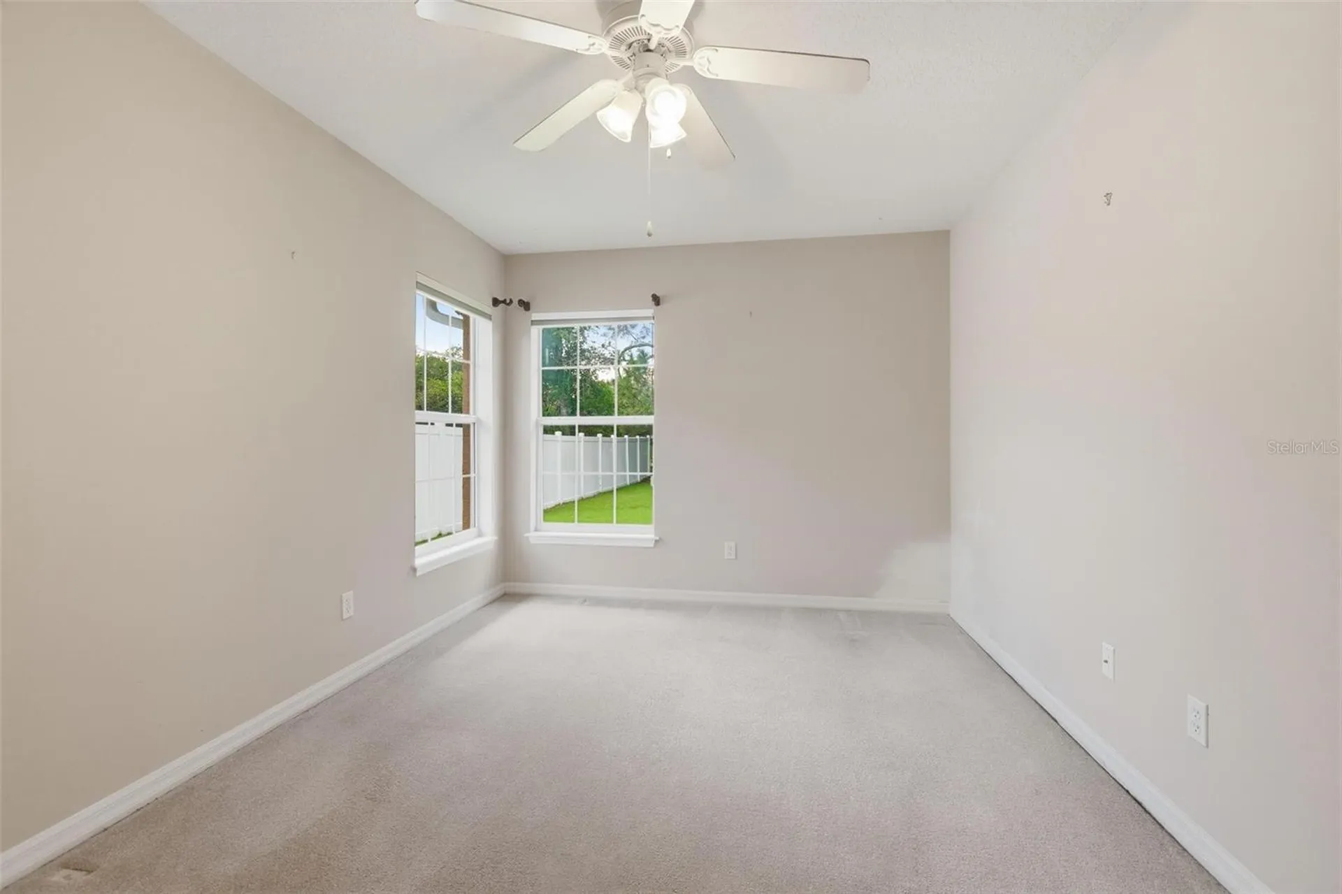 694 Shawsbury Way Deltona FL 32725