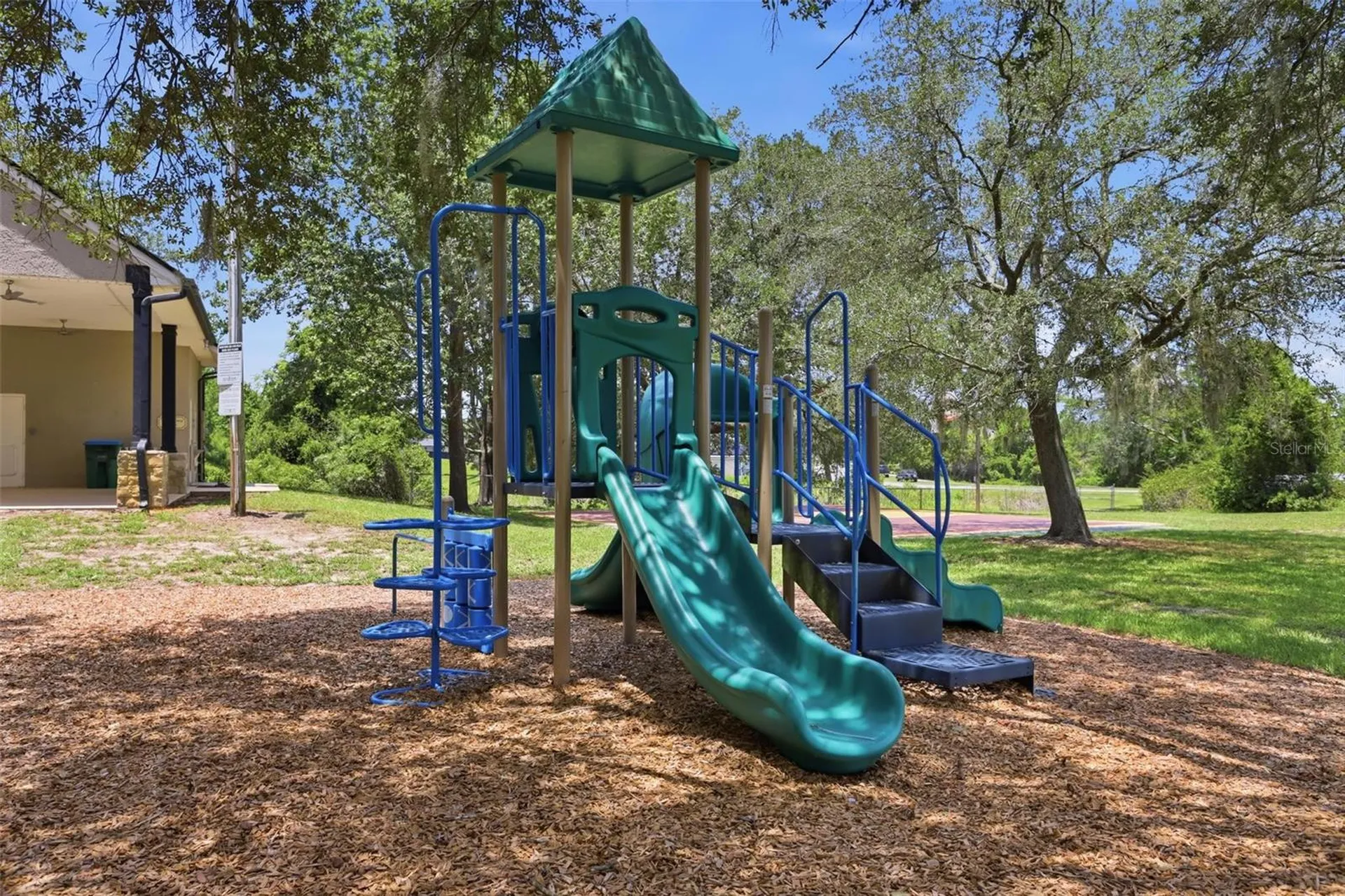 694 Shawsbury Way Deltona FL 32725