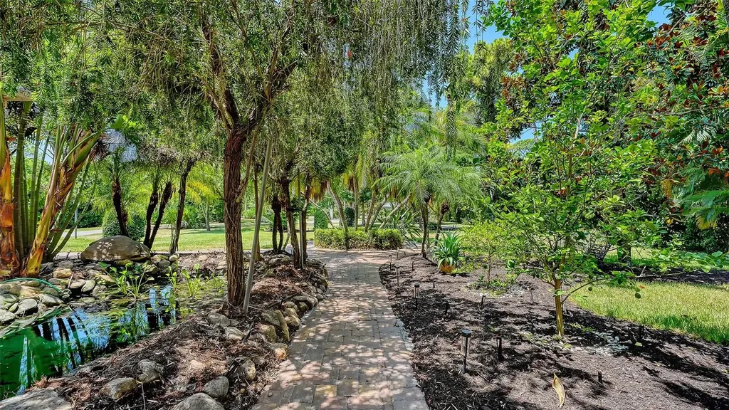 4981 Hubner Circle Sarasota FL 34241