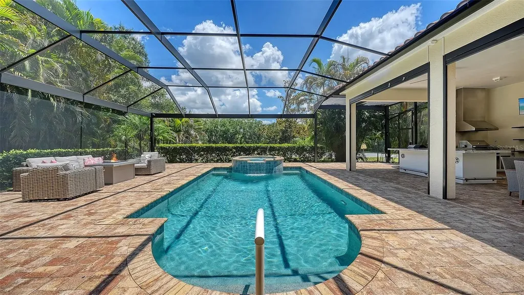 4981 Hubner Circle Sarasota FL 34241