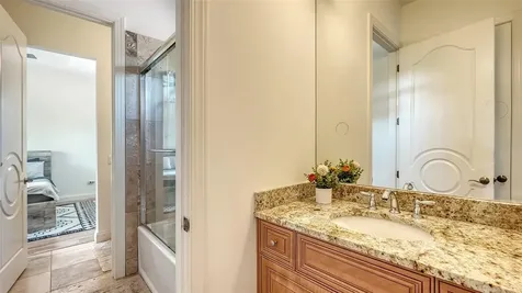 4981 Hubner Circle Sarasota FL 34241