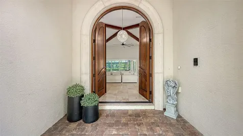 4981 Hubner Circle Sarasota FL 34241