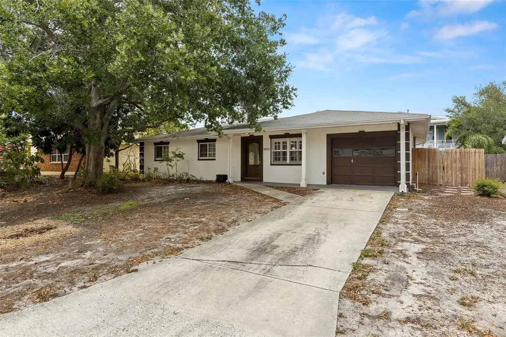 4813 W Bay Villa Avenue Tampa FL 33611