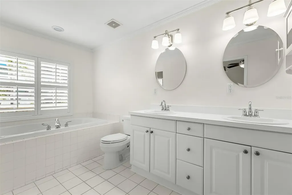 4813 W Bay Villa Avenue Tampa FL 33611