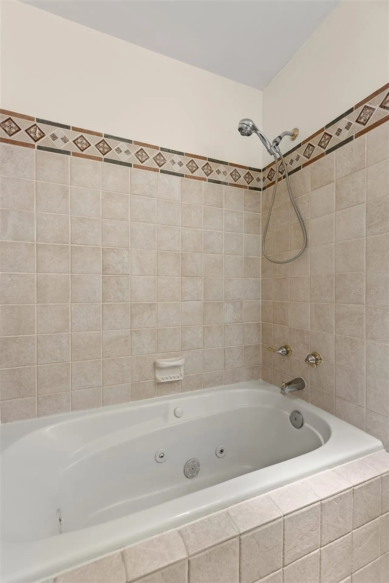 4813 W Bay Villa Avenue Tampa FL 33611