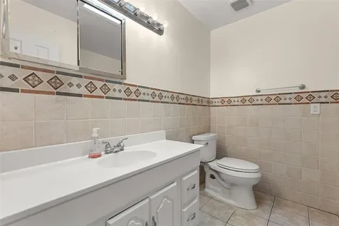 4813 W Bay Villa Avenue Tampa FL 33611