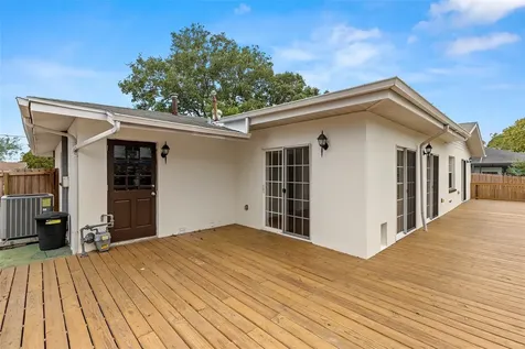 4813 W Bay Villa Avenue Tampa FL 33611