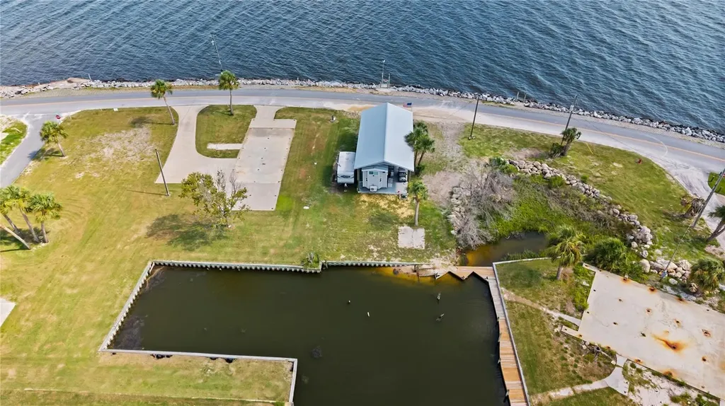 758 Main Street Horseshoe Beach FL 32648