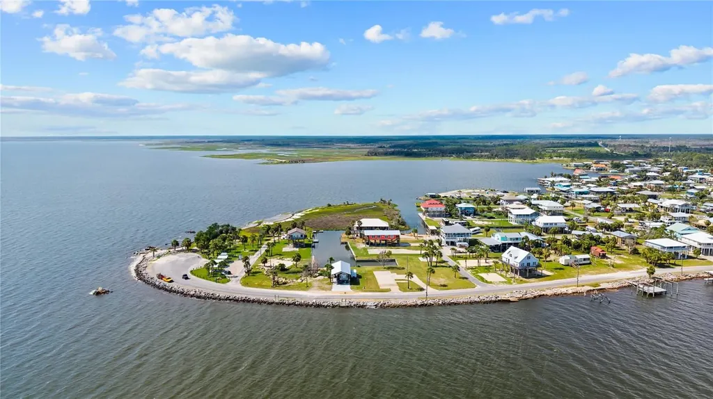 758 Main Street Horseshoe Beach FL 32648