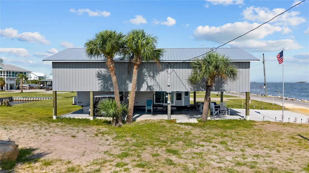 758 Main Street Horseshoe Beach FL 32648