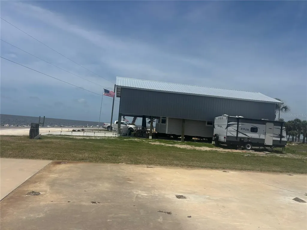 758 Main Street Horseshoe Beach FL 32648