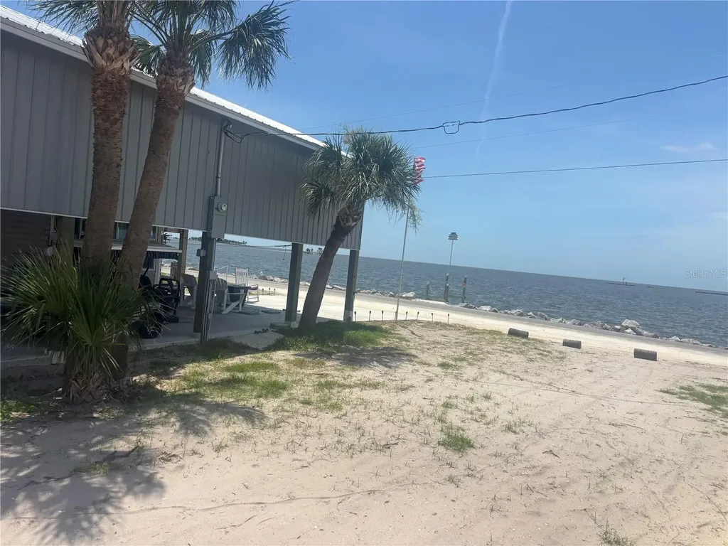 758 Main Street Horseshoe Beach FL 32648