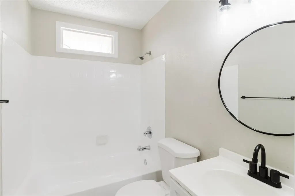 1134-1136 Gilmore Avenue Lakeland FL 33805
