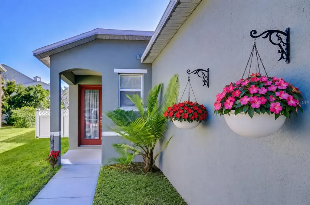 2320 Spring Hollow Loop Wesley Chapel FL 33544