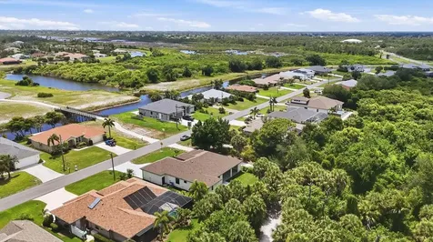 166 Medalist Road Rotonda West FL 33947