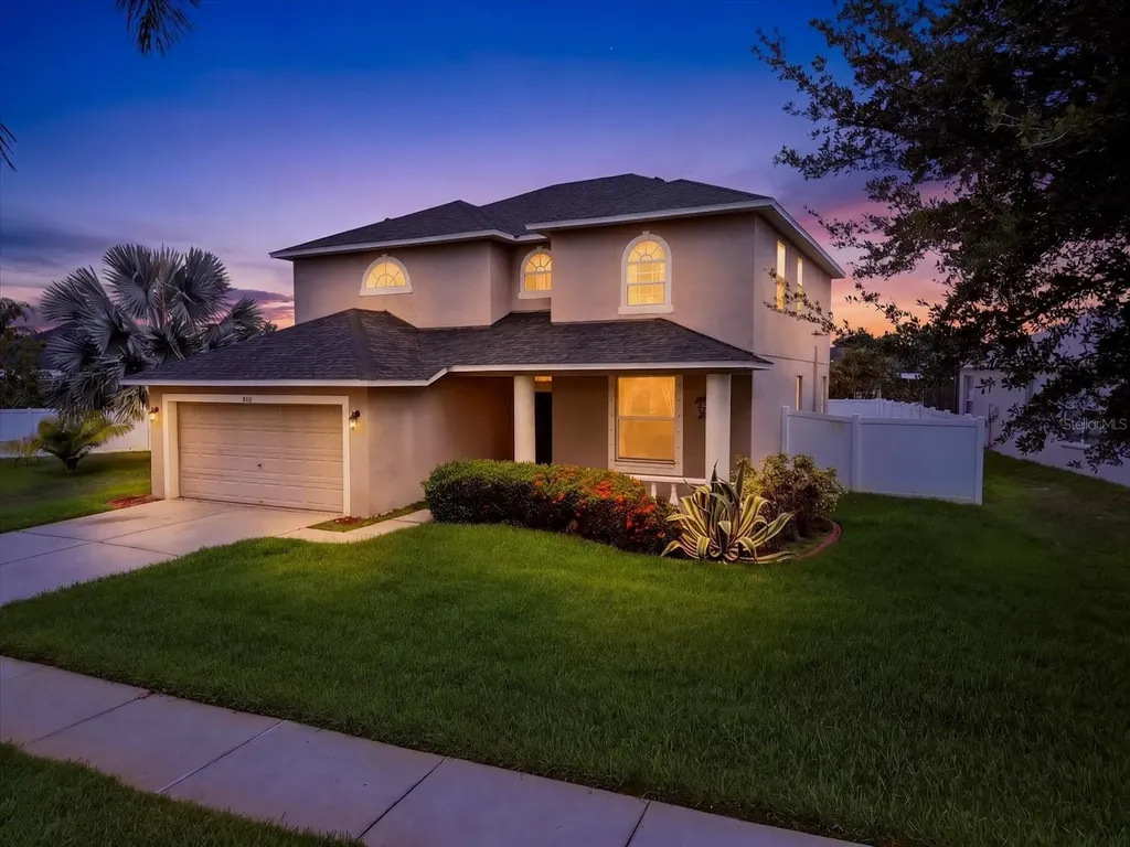 408 Stone Briar Drive Ruskin FL 33570