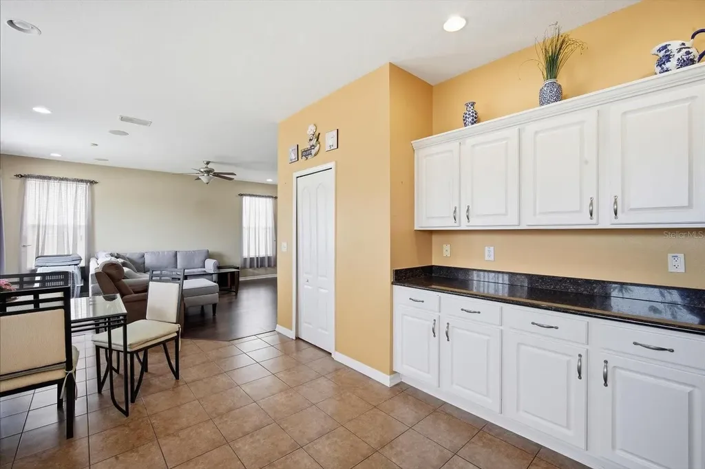 408 Stone Briar Drive Ruskin FL 33570