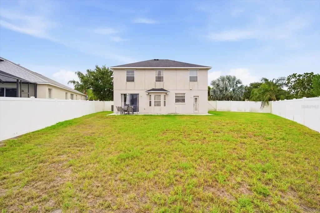 408 Stone Briar Drive Ruskin FL 33570