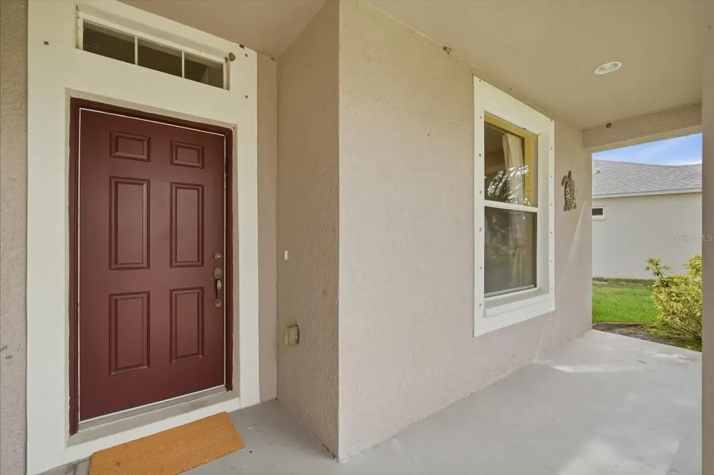 408 Stone Briar Drive Ruskin FL 33570