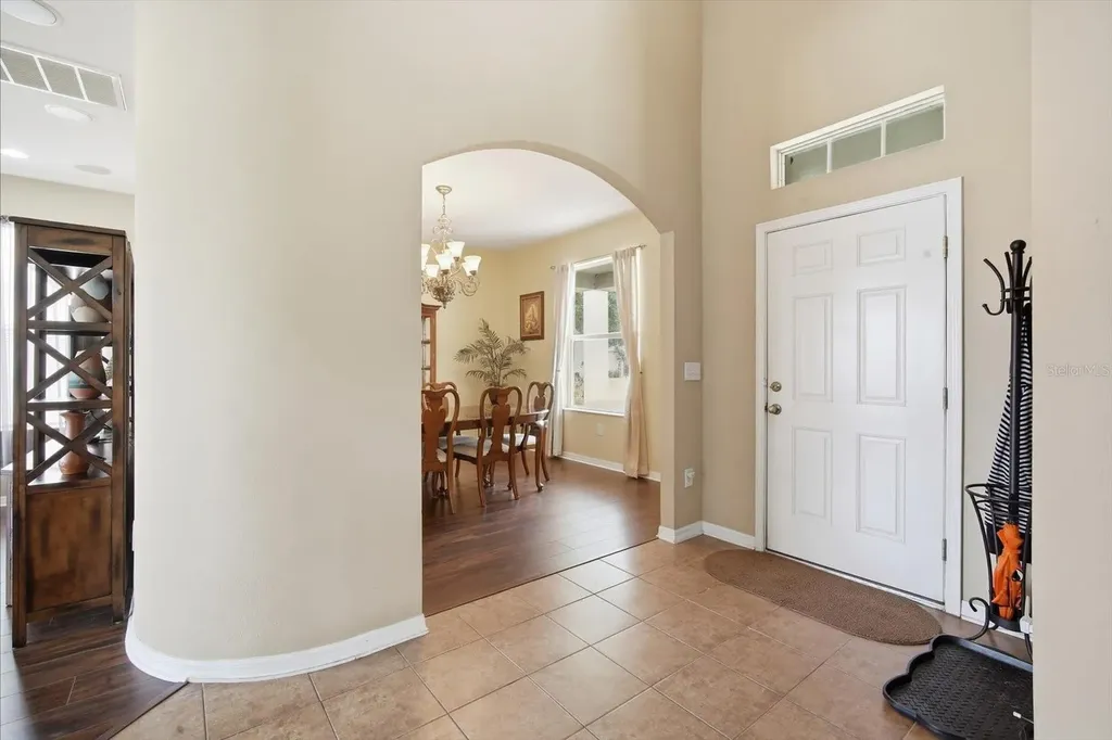 408 Stone Briar Drive Ruskin FL 33570