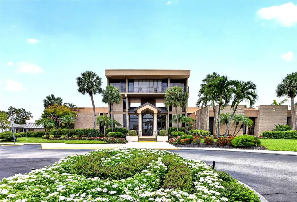 1990 Leisure Drive Fort Myers FL 33907