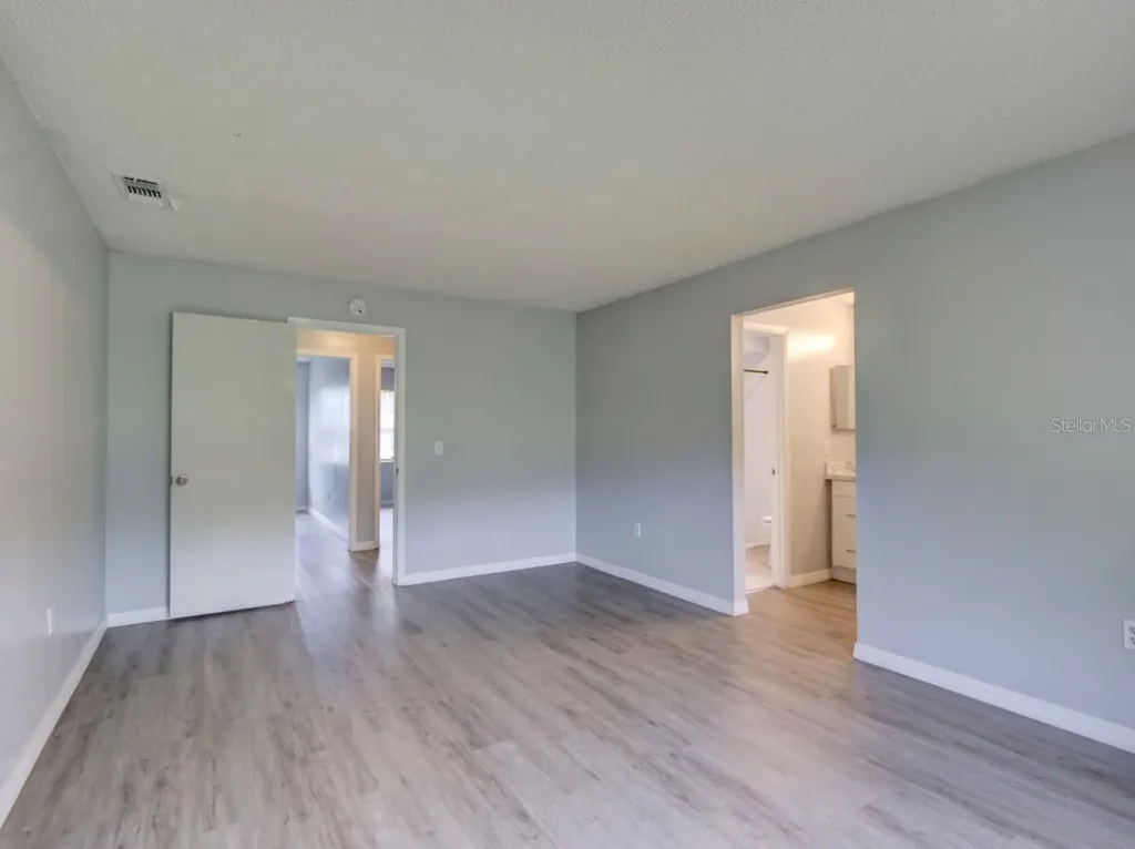 378 Buttonwood Drive Kissimmee FL 34743