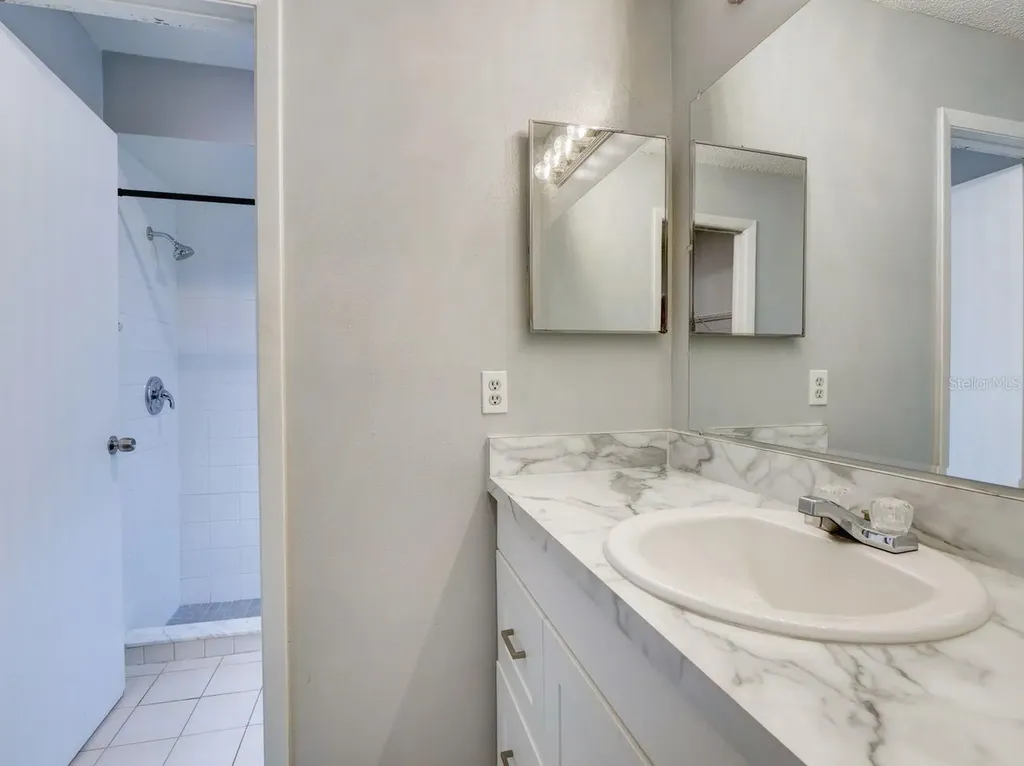 378 Buttonwood Drive Kissimmee FL 34743