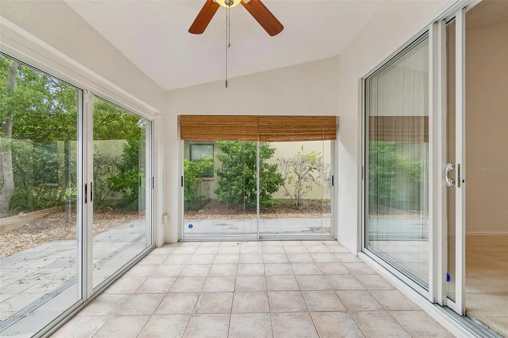7656 Palm Aire Lane Sarasota FL 34243