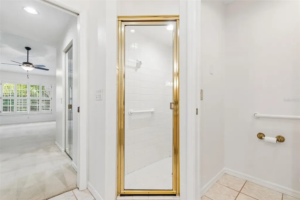 7656 Palm Aire Lane Sarasota FL 34243