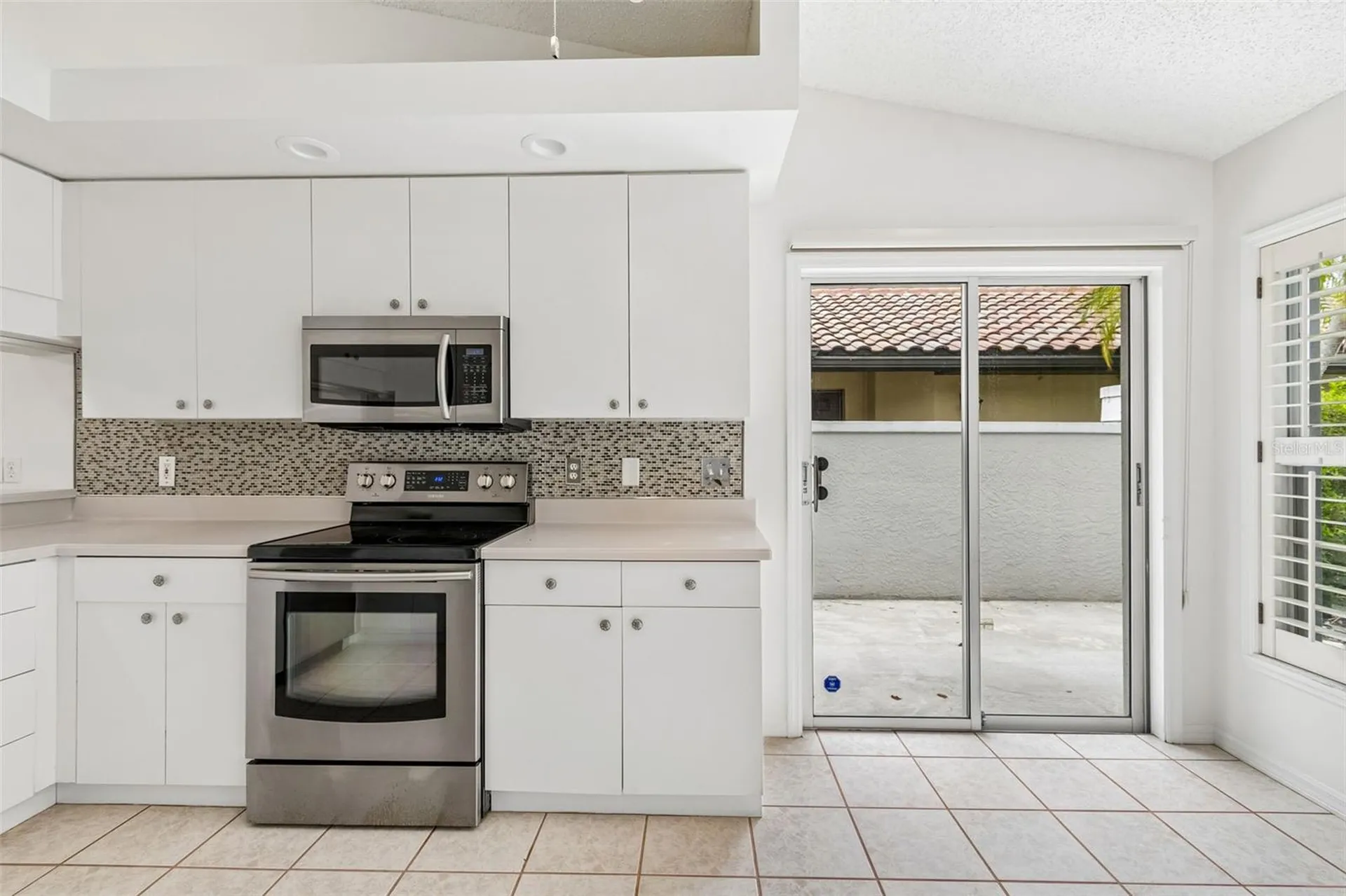 7656 Palm Aire Lane Sarasota FL 34243