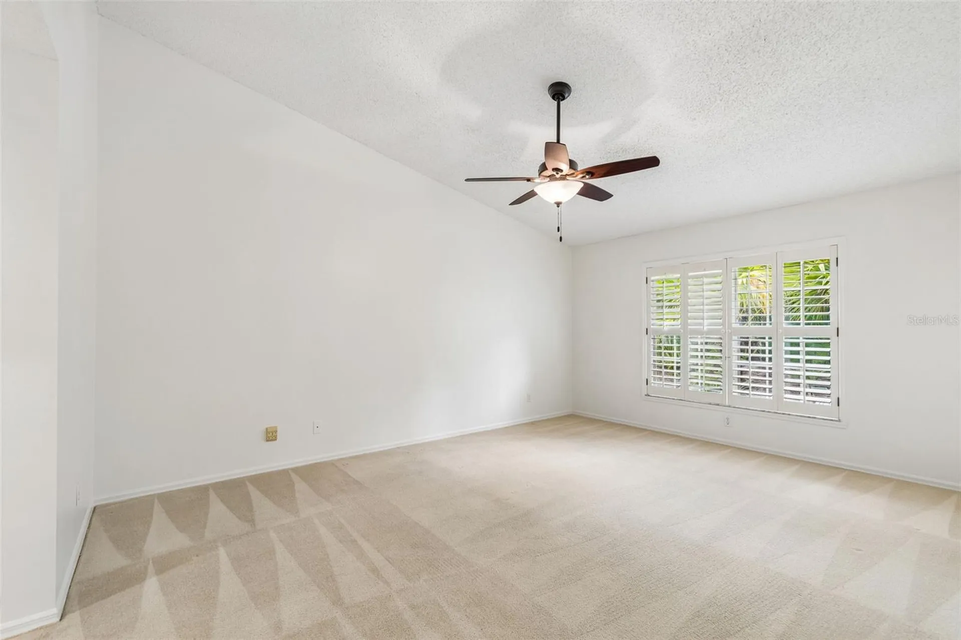 7656 Palm Aire Lane Sarasota FL 34243