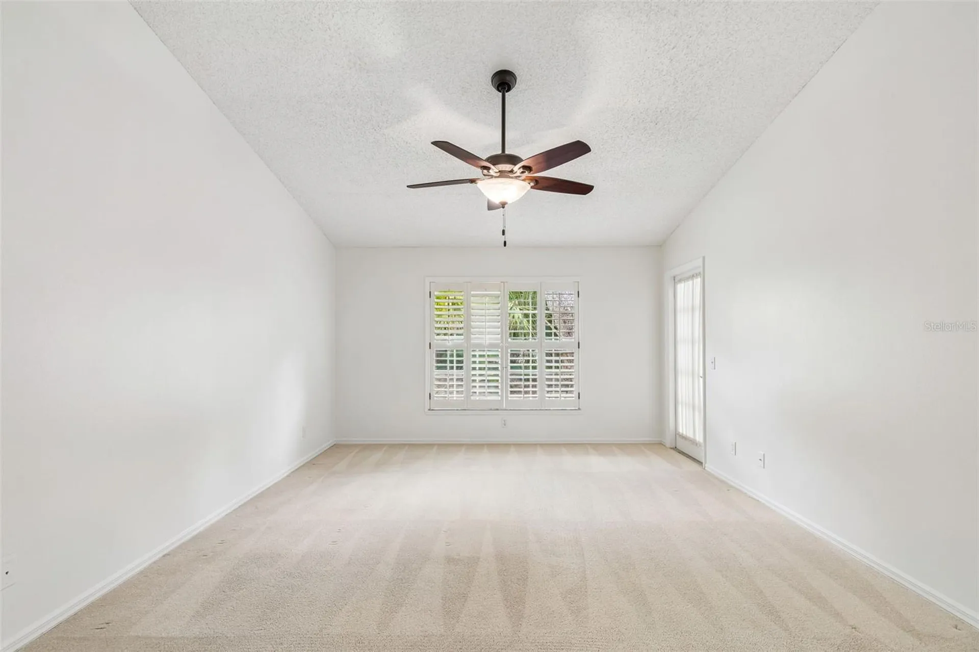 7656 Palm Aire Lane Sarasota FL 34243