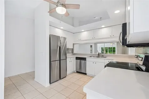 7656 Palm Aire Lane Sarasota FL 34243